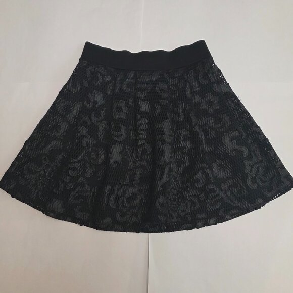 Express Lace Box Pleated Mini Skirt - Picture 2 of 10